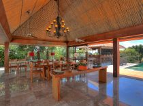 Villa Indah Manis, Dining Area